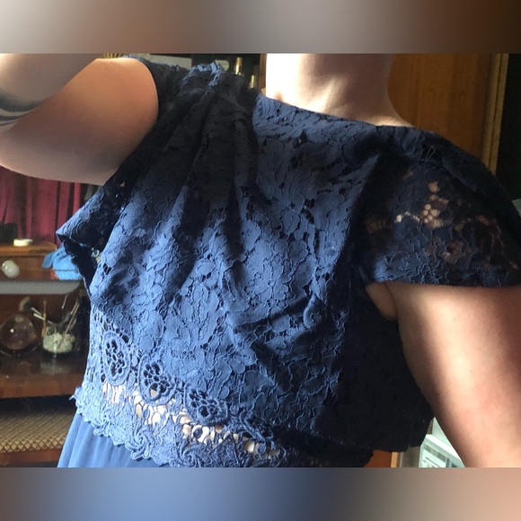 *BOOHOO* lace dress - Picture 2 of 6